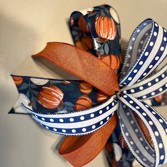 Fall lantern bow - Picture 4 of 6